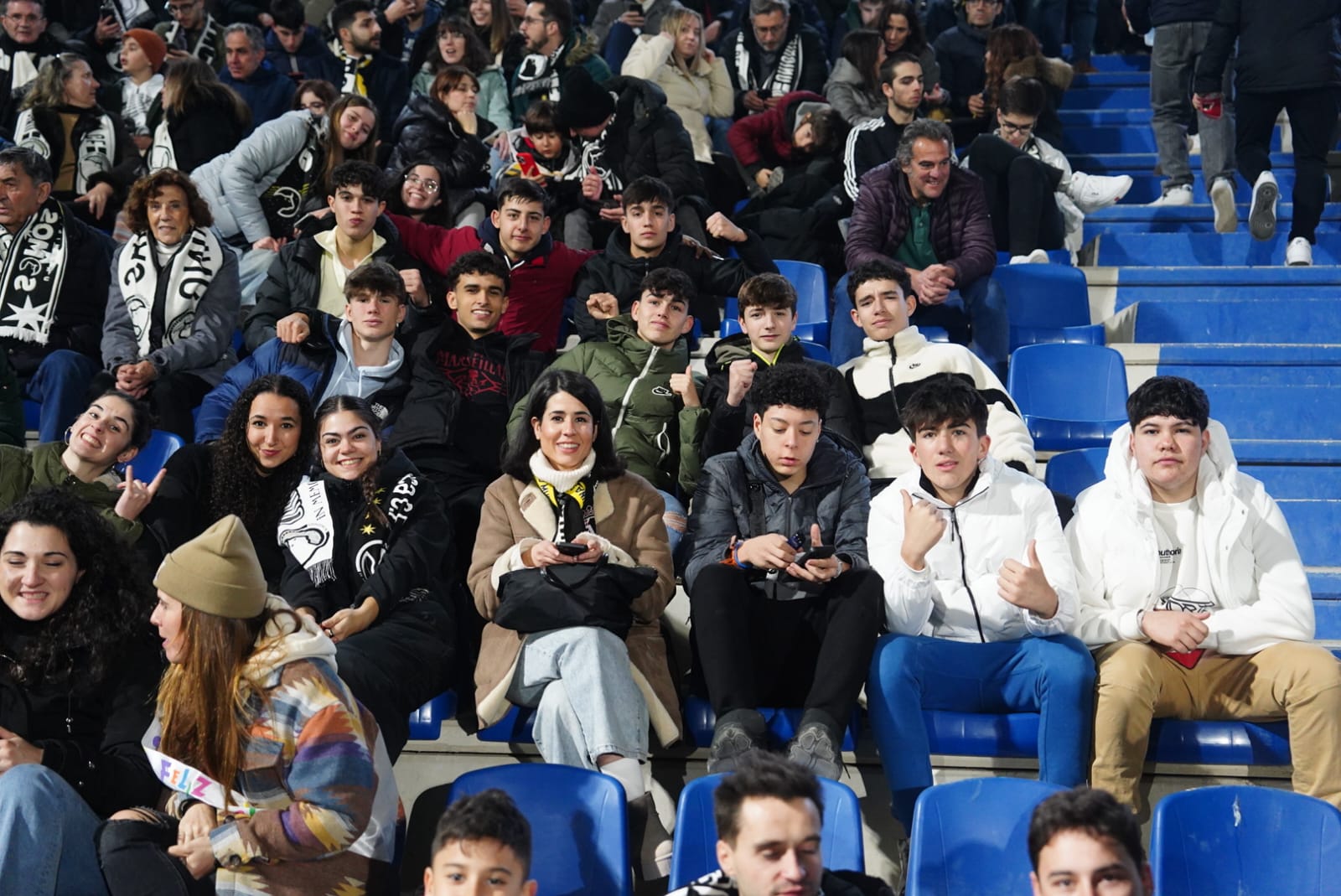 Búscate en la grada del Reina Sofía en el partido contra el Rayo Majadahonda