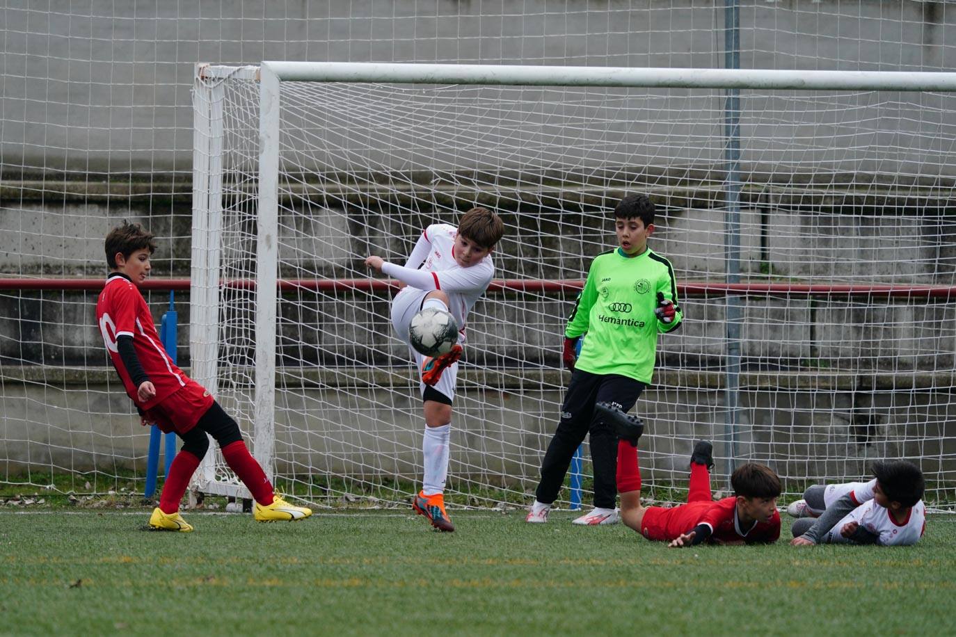 Las mejores imágenes de la jornada 11 del fútbol base en Salamanca