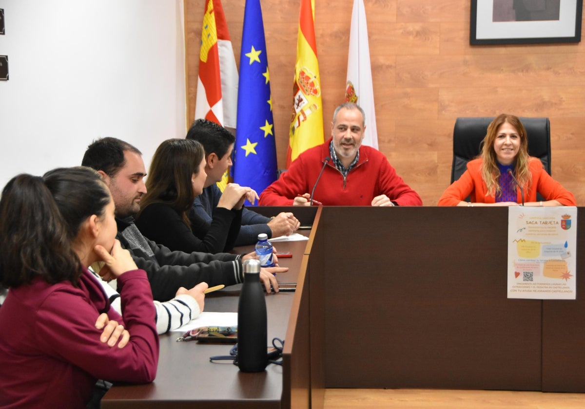 La sesión plenaria de la localidad de Castellanos de Morisco.