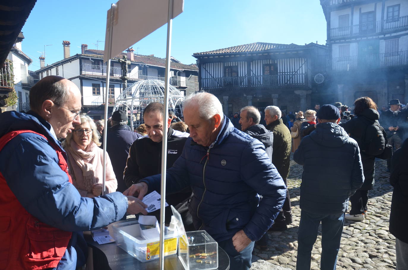 El marrano de San Antón se despide en La Alberca