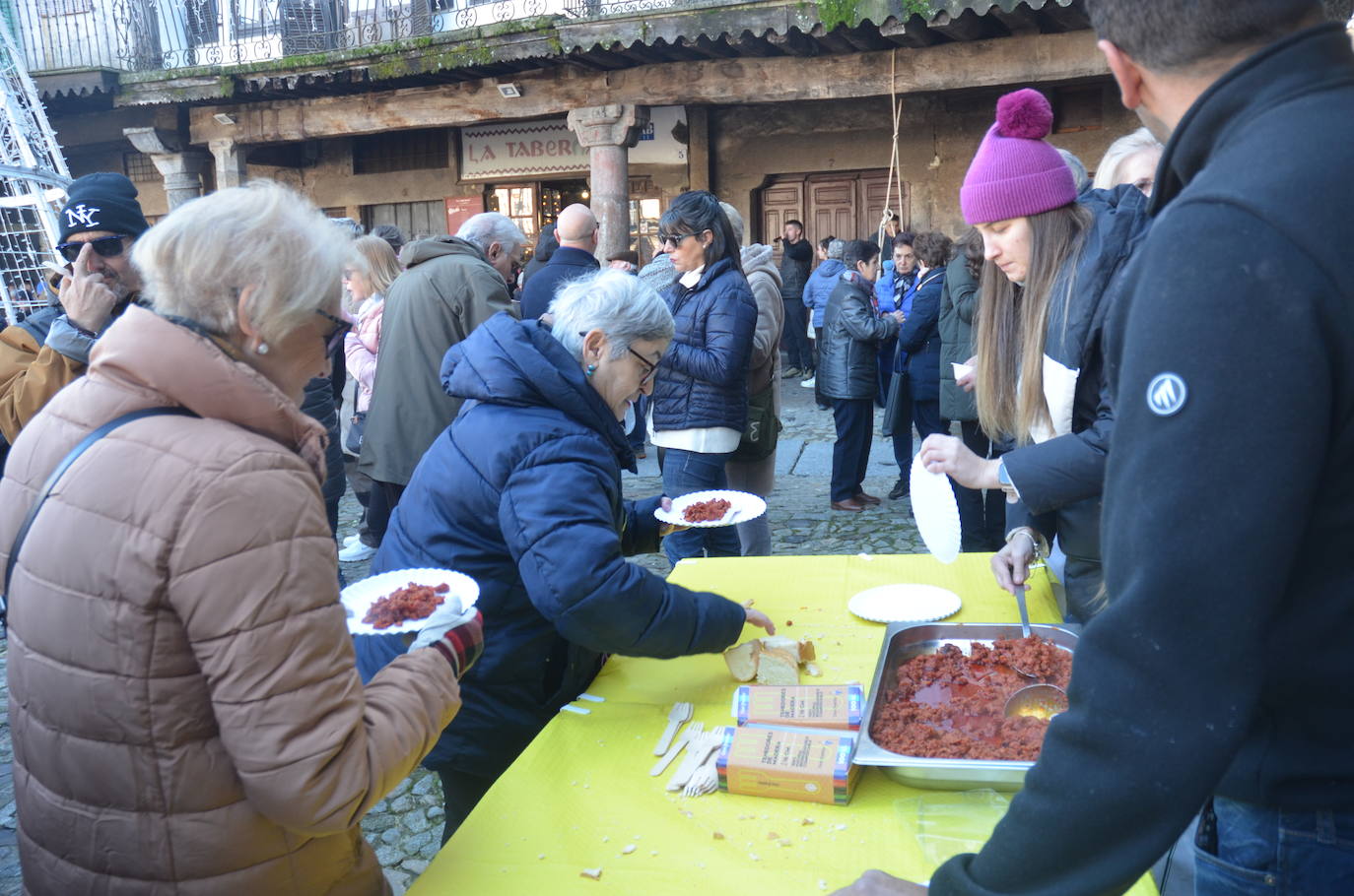 El marrano de San Antón se despide en La Alberca