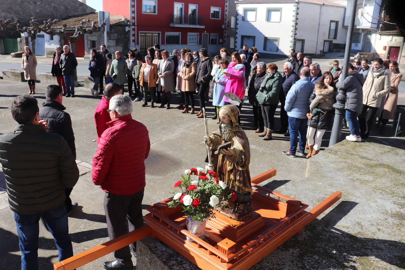 Peromingo no falta a su cita con la fiesta de San Antón