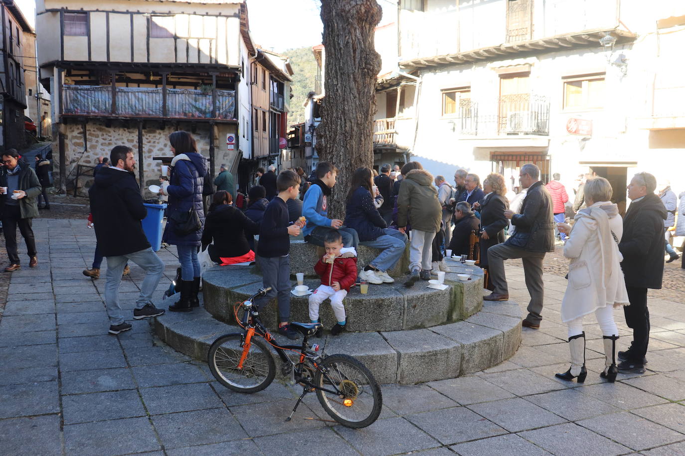 Sabores matanceros para despedir un animado fin de semana en San Esteban de la Sierra