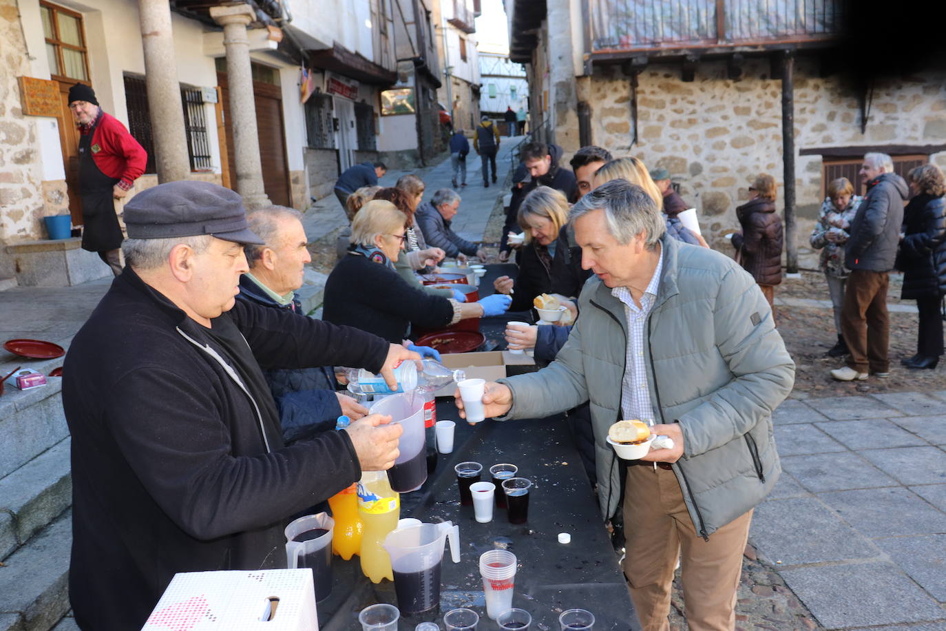 Sabores matanceros para despedir un animado fin de semana en San Esteban de la Sierra