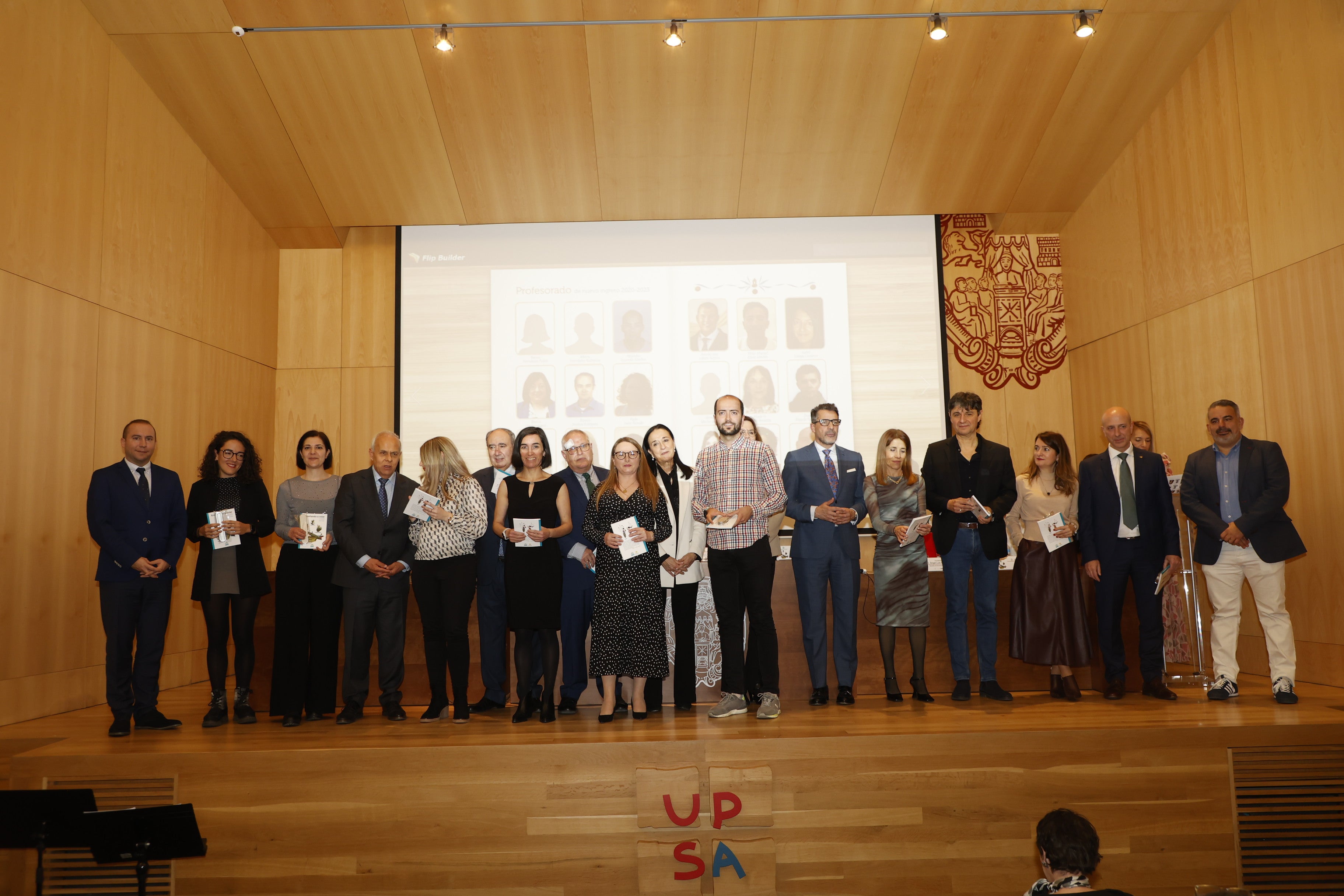 Homenaje sentido de ANPE a 25 docentes con la esperanza puesta en el futuro