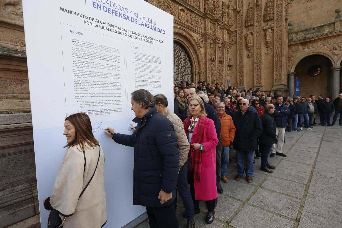 Alcaldes de toda la provincia de Salamanca firman el manifiesto por la igualdad entre territorios españoles