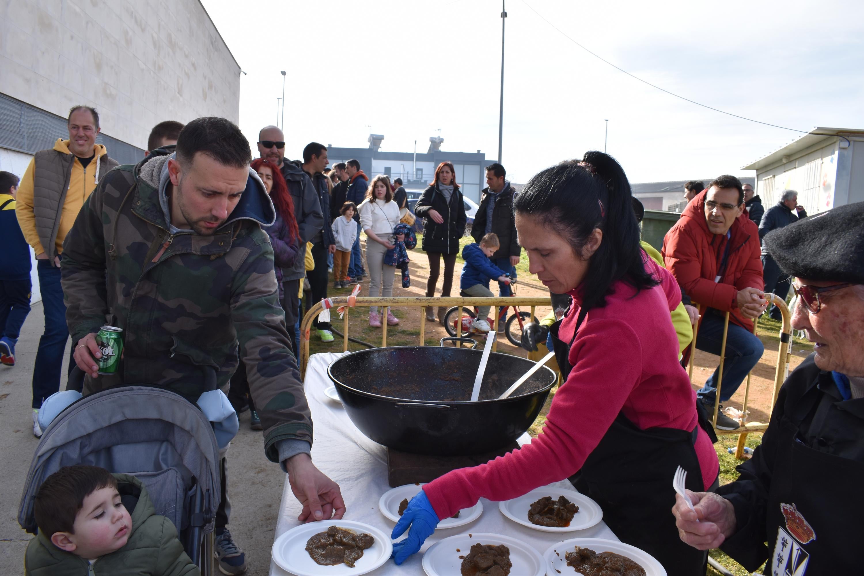 Doñinos disfruta de la matanza con buenas viandas