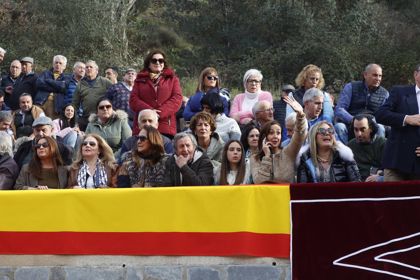 Con ganas de toros en el estreno de la temporada en Valero