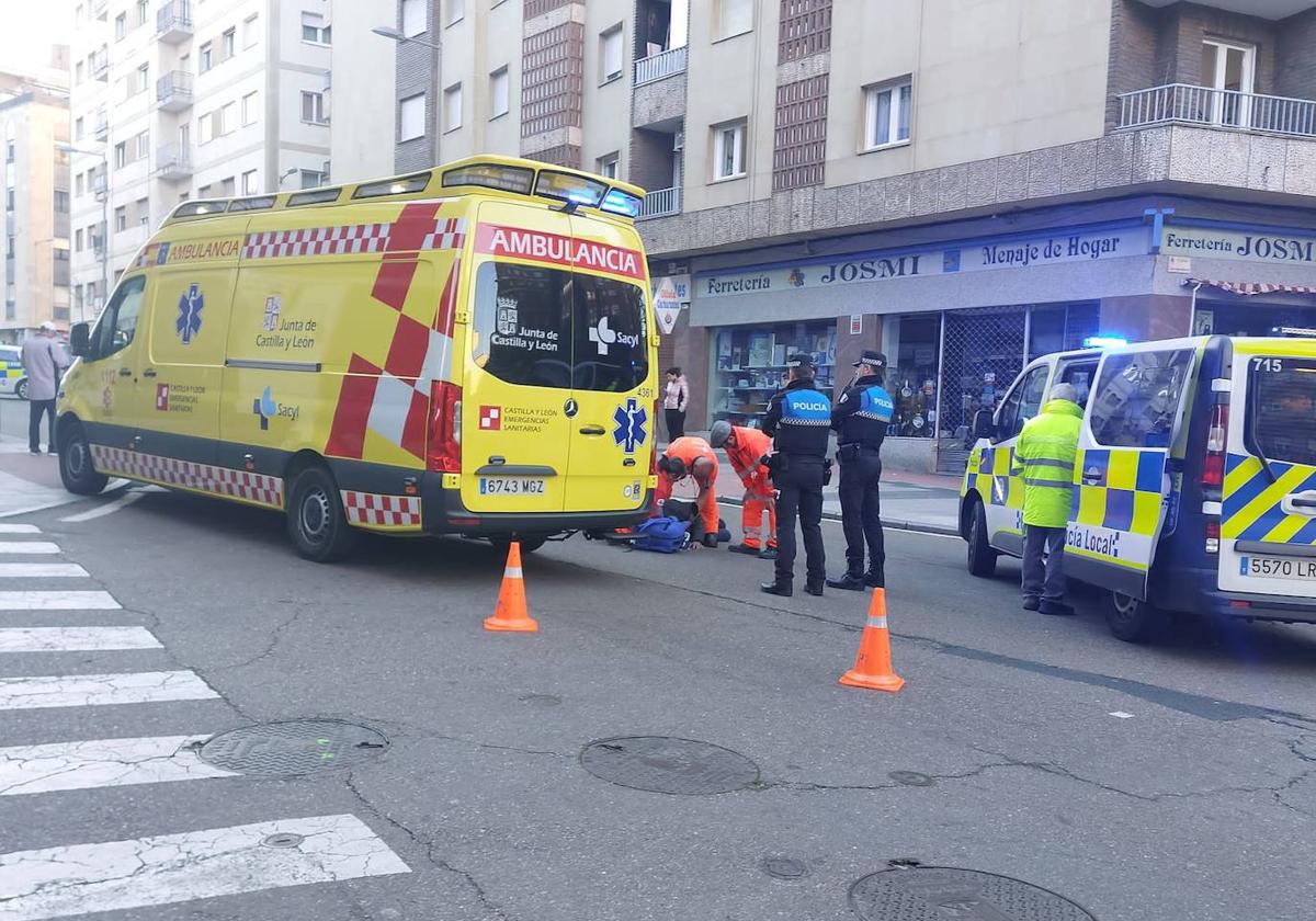 Una imagen del accidente ocurrido en la calle Cortes de Cádiz.