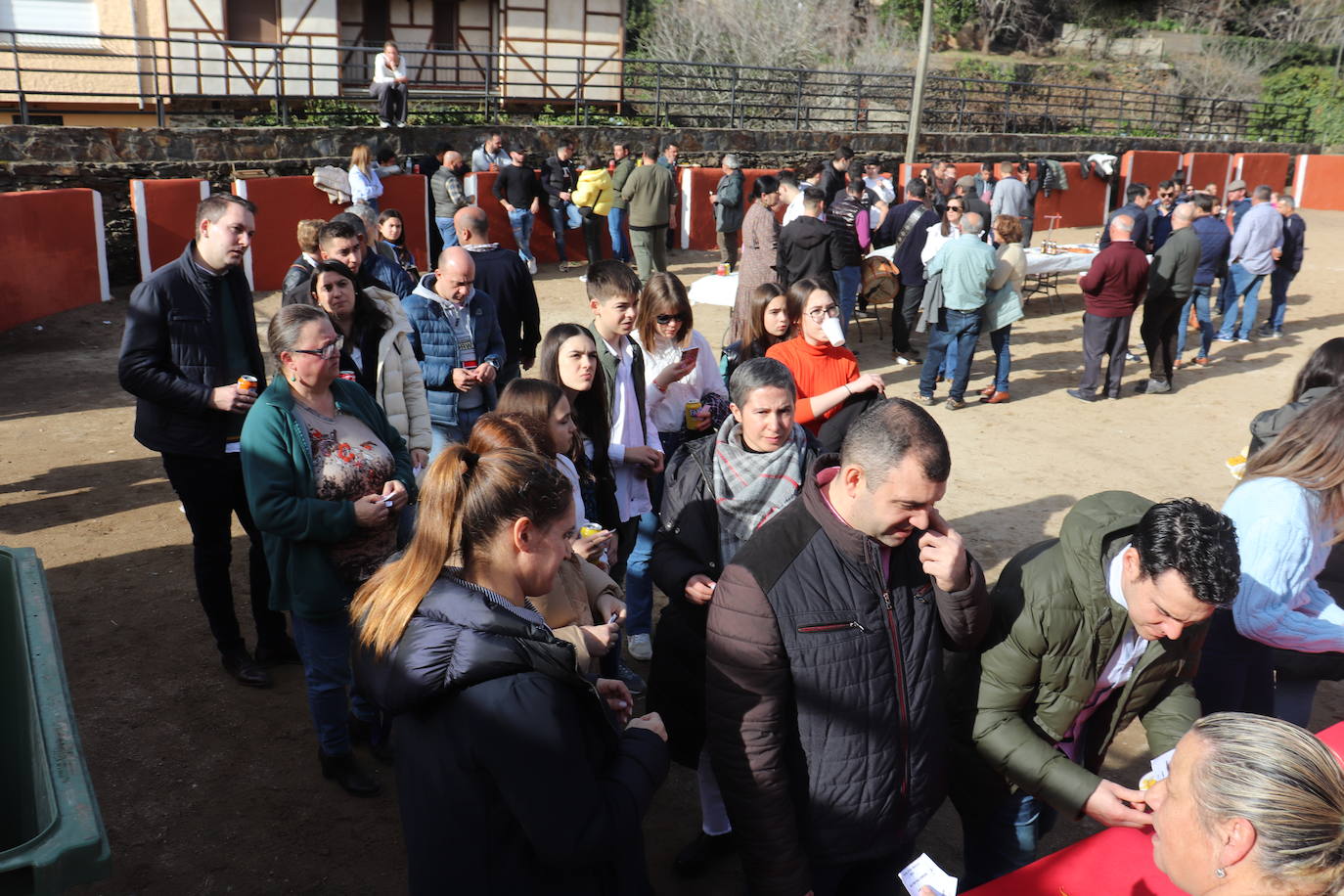 San Valero cede el paso a Las Candelas en las fiestas de Valero