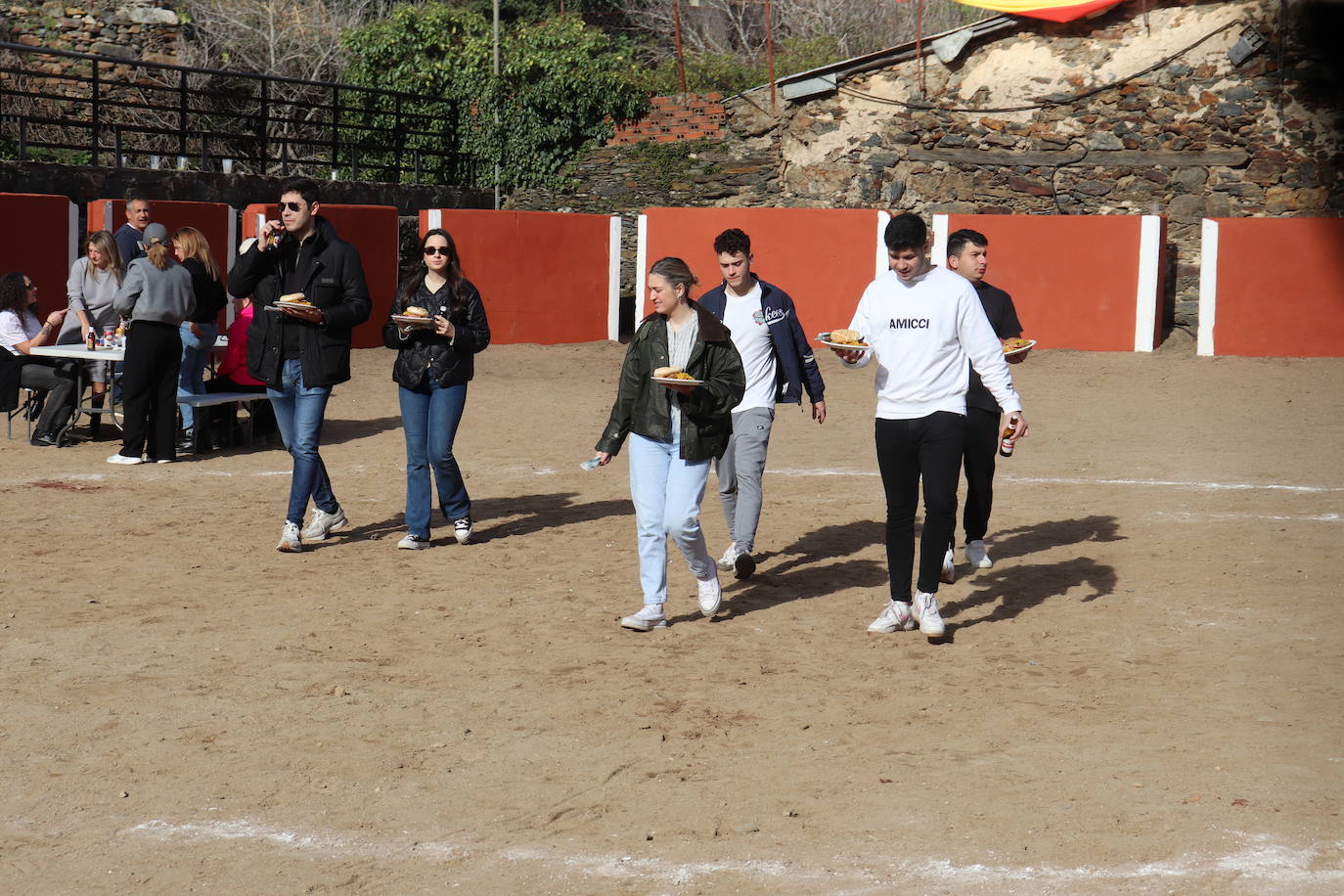 San Valero cede el paso a Las Candelas en las fiestas de Valero