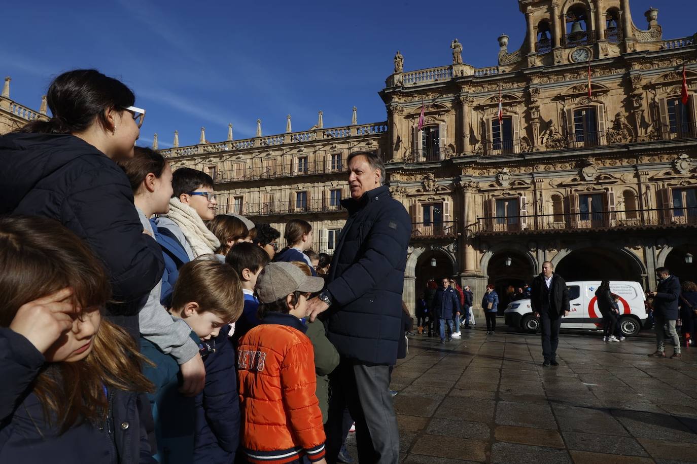 Una Plaza Mayor que aclama a la paz