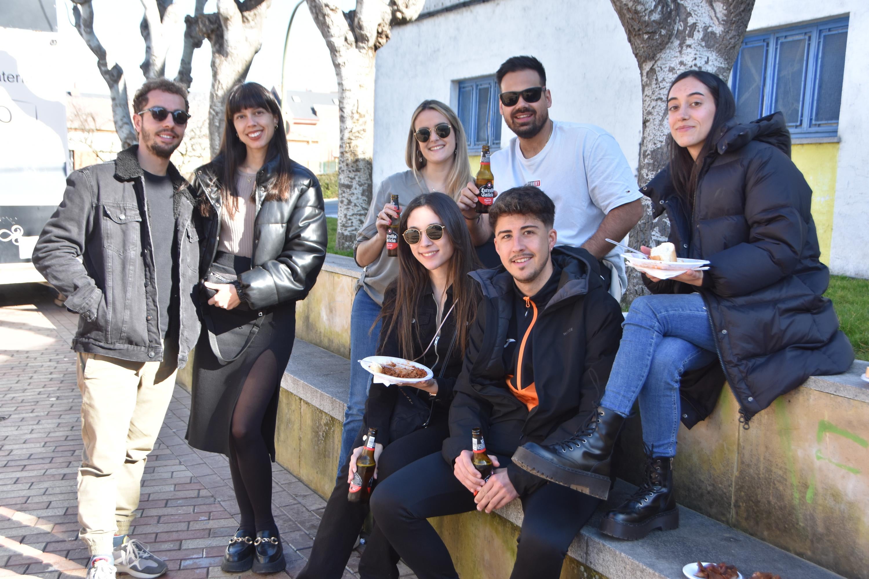 Villamayor disfruta al sol de 500 kilos de chichas