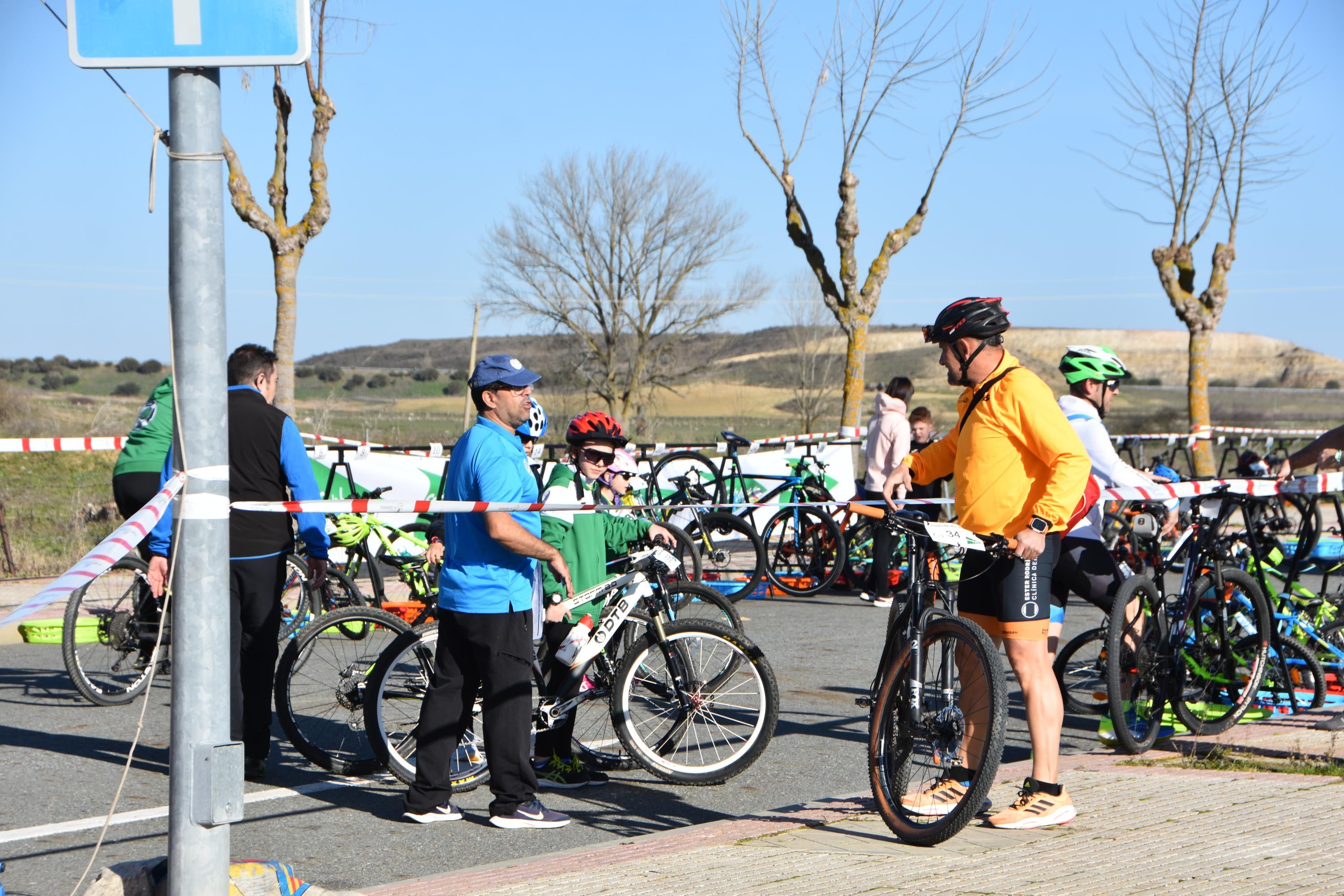 Alejandro Rodríguez se lleva el IV Duatlón de Villamayor