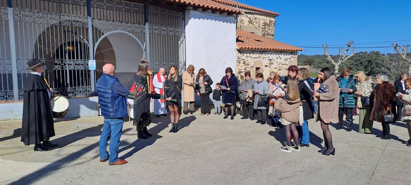 Aldeavieja de Tormes cumple con la tradición y celebra la festividad de Santa Águeda