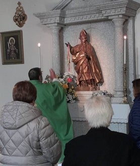 Imagen secundaria 2 - Merienda de las águedas y bendición de las cintas de San Blas.