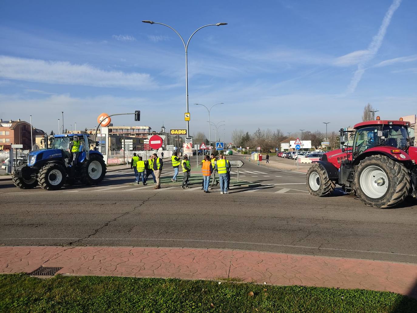 Las protestas de los agricultores y ganaderos por las calles de Salamanca, en imágenes