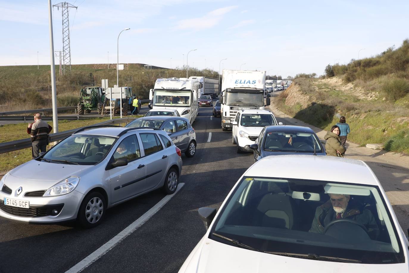 Las protestas de los agricultores y ganaderos por las calles de Salamanca, en imágenes