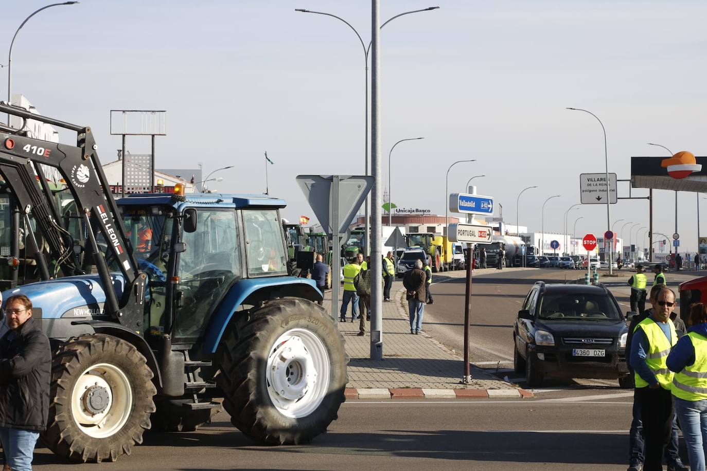 Las protestas de los agricultores y ganaderos por las calles de Salamanca, en imágenes