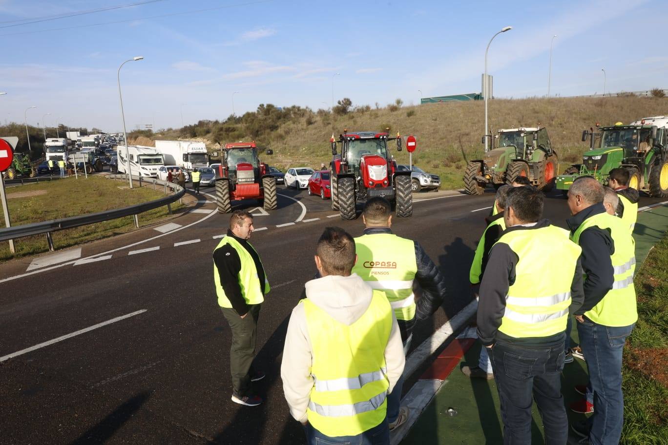 Las protestas de los agricultores y ganaderos por las calles de Salamanca, en imágenes