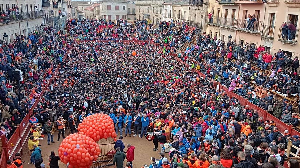 Así ha sido el Campanazo para arrancar el Carnaval del Toro de Ciudad Rodrigo 2024