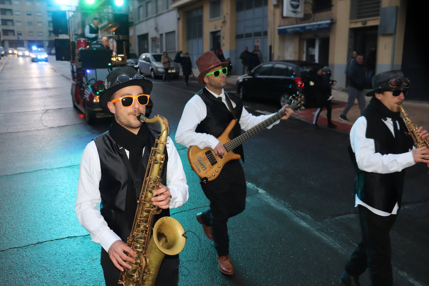 Las calles de Guijuelo se llenan de animación el Domingo de Carnaval