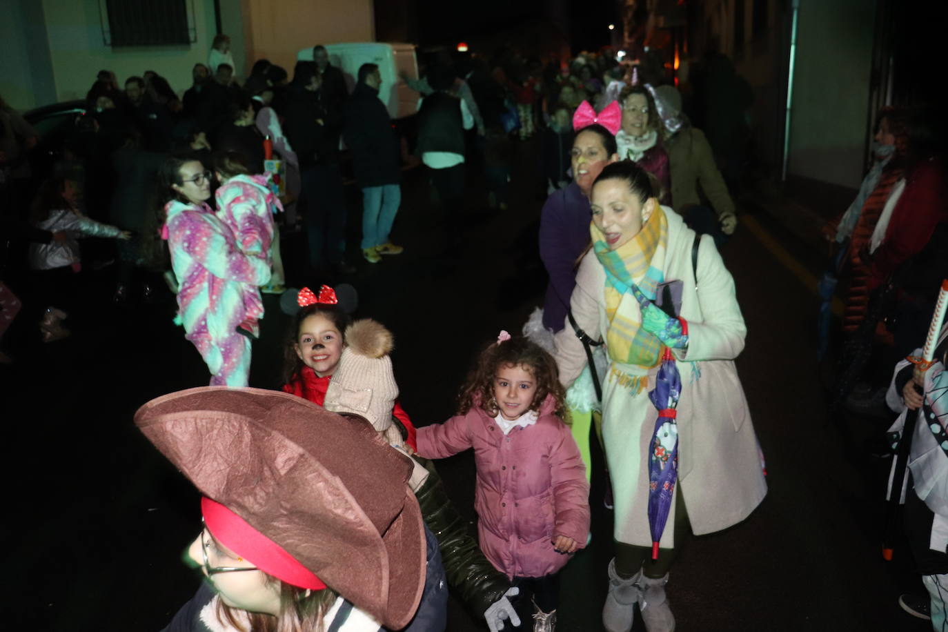 Las calles de Guijuelo se llenan de animación el Domingo de Carnaval