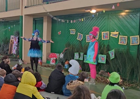 Imagen secundaria 1 - Un Carnaval distinto en «Candelario mágico»