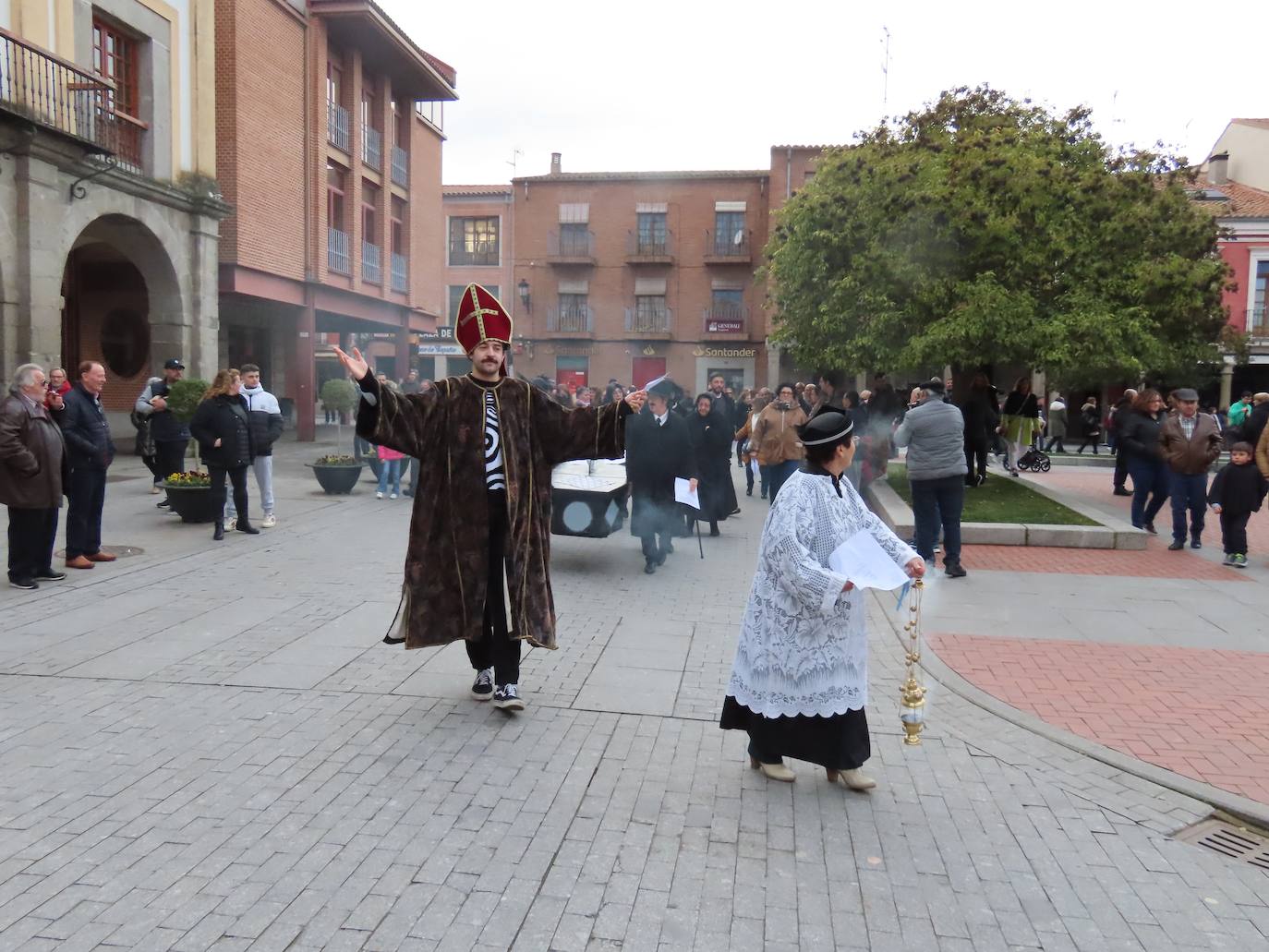 El entierro de la sardina pone el punto final a un divertido carnaval en Peñaranda