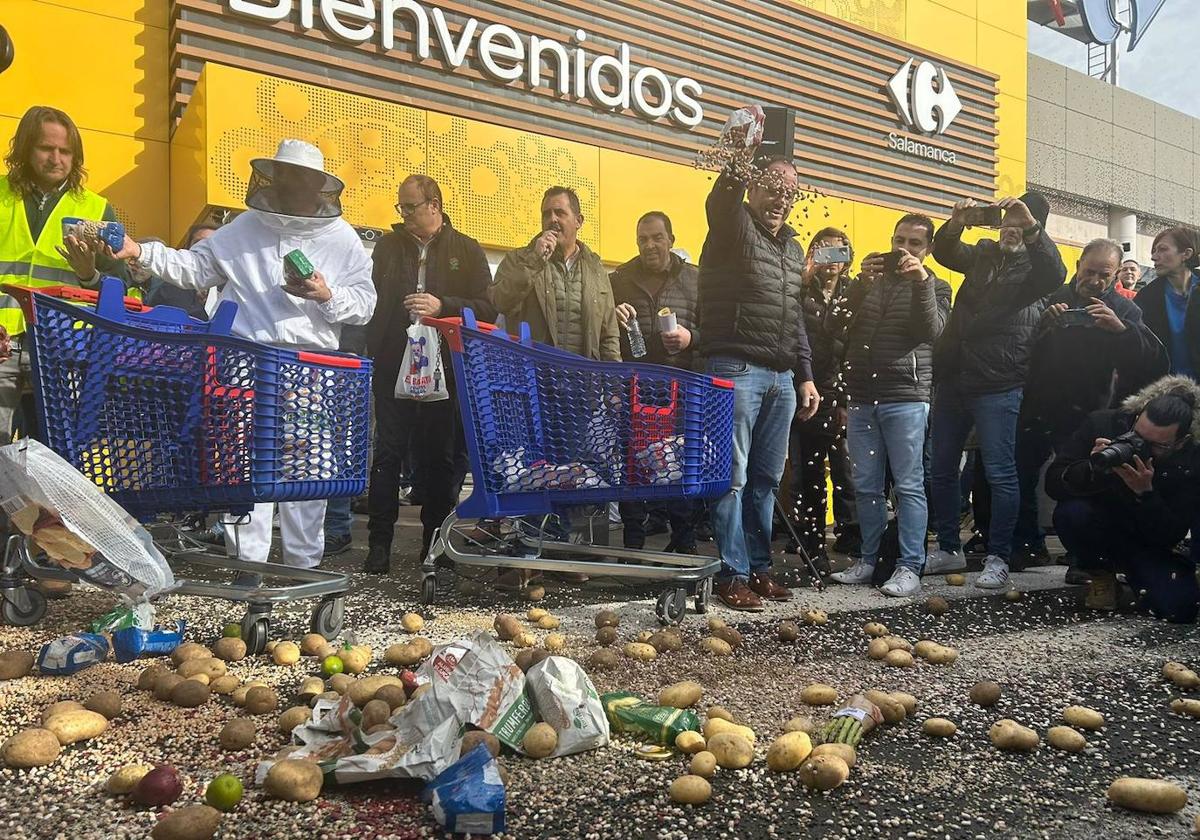 Así te hemos contado en directo las protestas agrarias de hoy miércoles en Salamanca