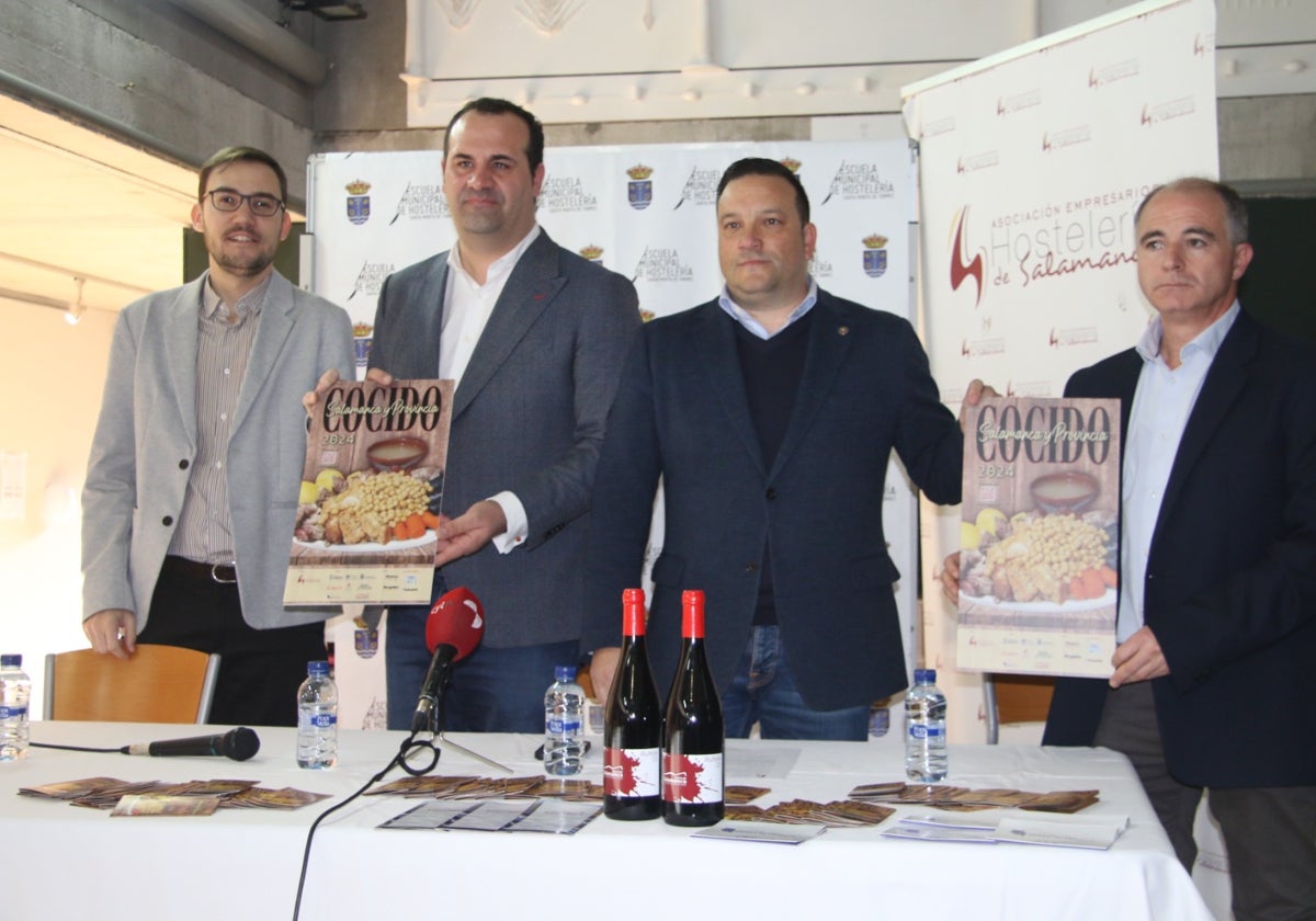 Ángel Fernández Silva, David Mingo, Jorge Moro y Juan Carlos Zaballos, en la presentación.