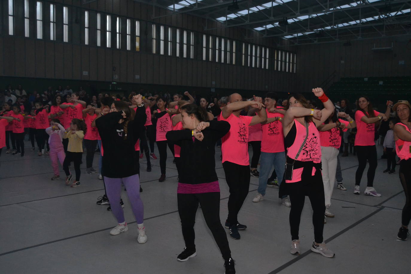 Ciudad Rodrigo se mueve al ritmo de las “zumba sisters”