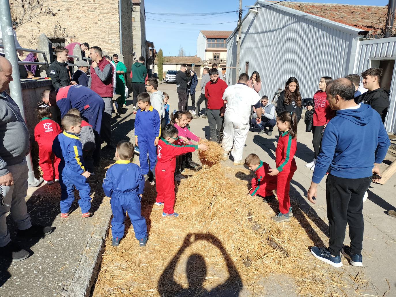 Los niños protagonizan la matanza de Fuenterroble de Salvatierra