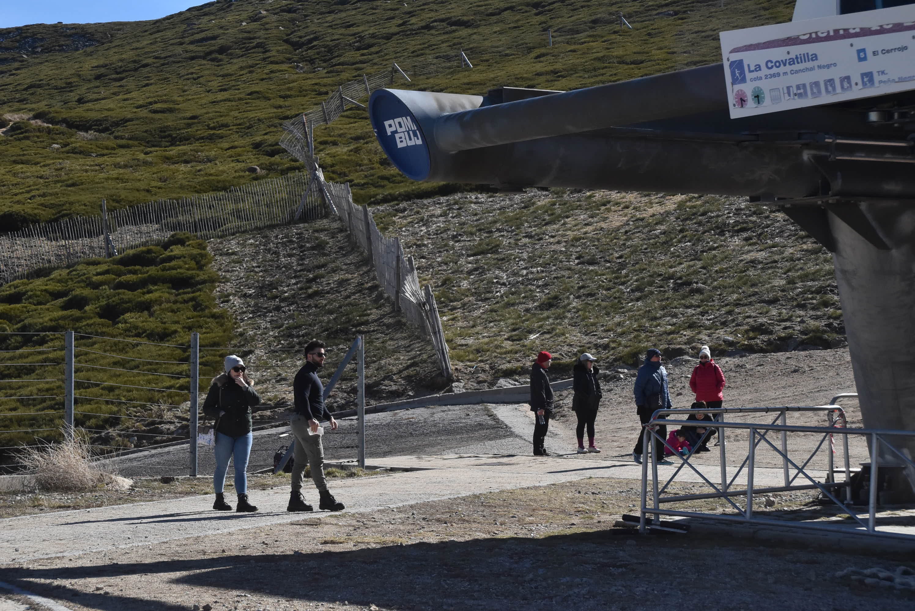 La Covatilla aprovecha el tirón turístico del telesilla y abre una pista para el esquí en la cota alta