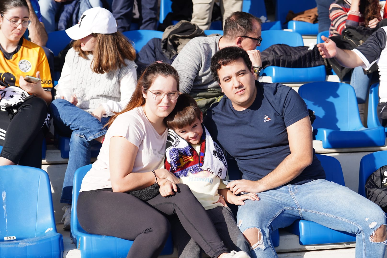 Búscate en la grada del Reina Sofía en el partido de Unionistas contra el Fuenlabrada