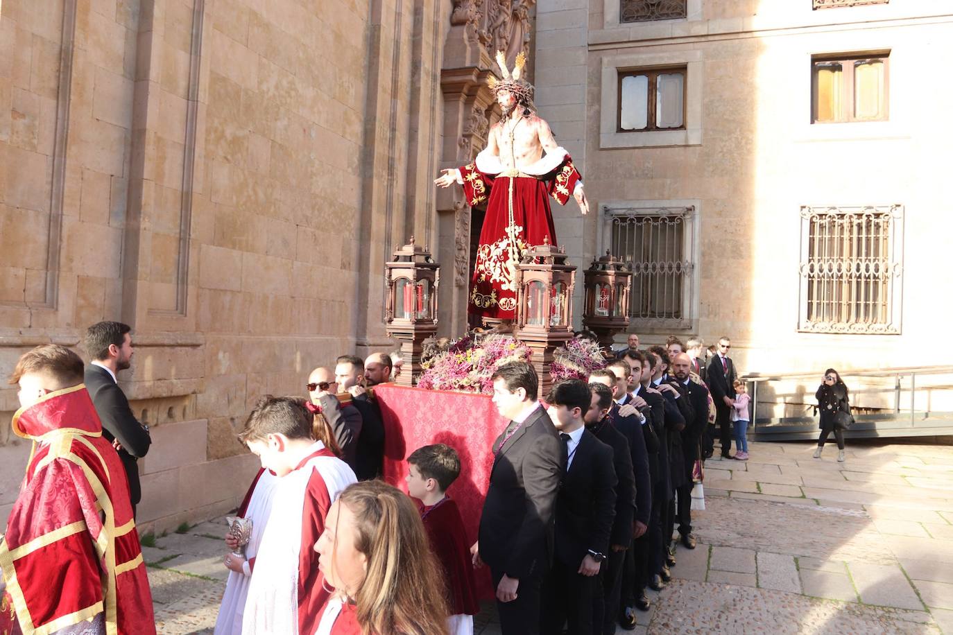 La solemnidad de Jesús Despojado recorre las calles salmantinas