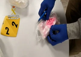 Incautación de cocaína rosa por parte de la Guardia Civil.