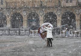 Una imagen de nieve en la Plaza Mayor de Salamanca.