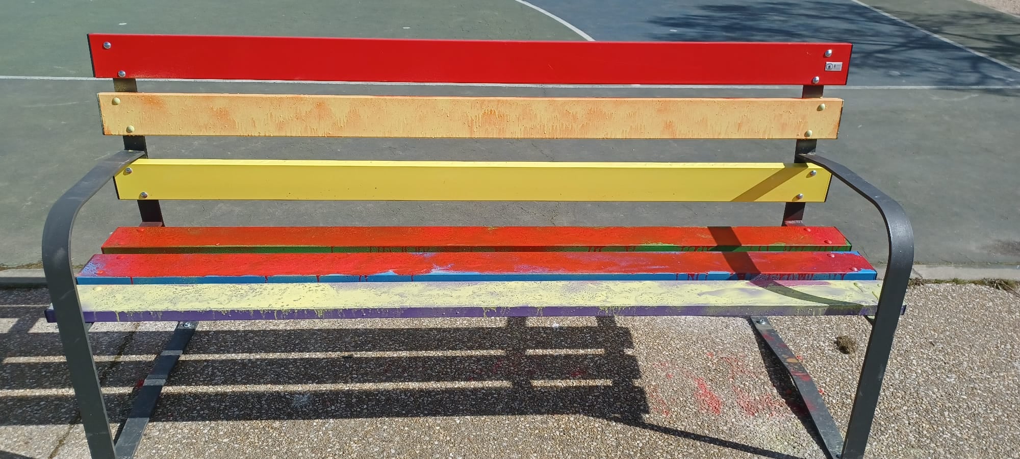 Ataque vandálico en el colegio Pablo Picasso de Carbajosa: «Los niños no se tocan»