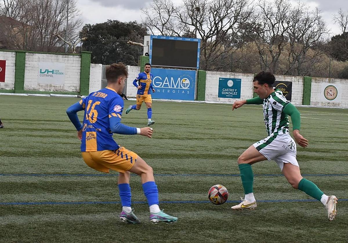 Cedenilla en una de sus internadas por la banda izquierda