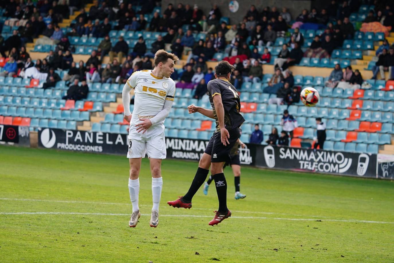 Las mejores imágenes de la victoria del Salamanca UDS frente al Atlético Bembibre