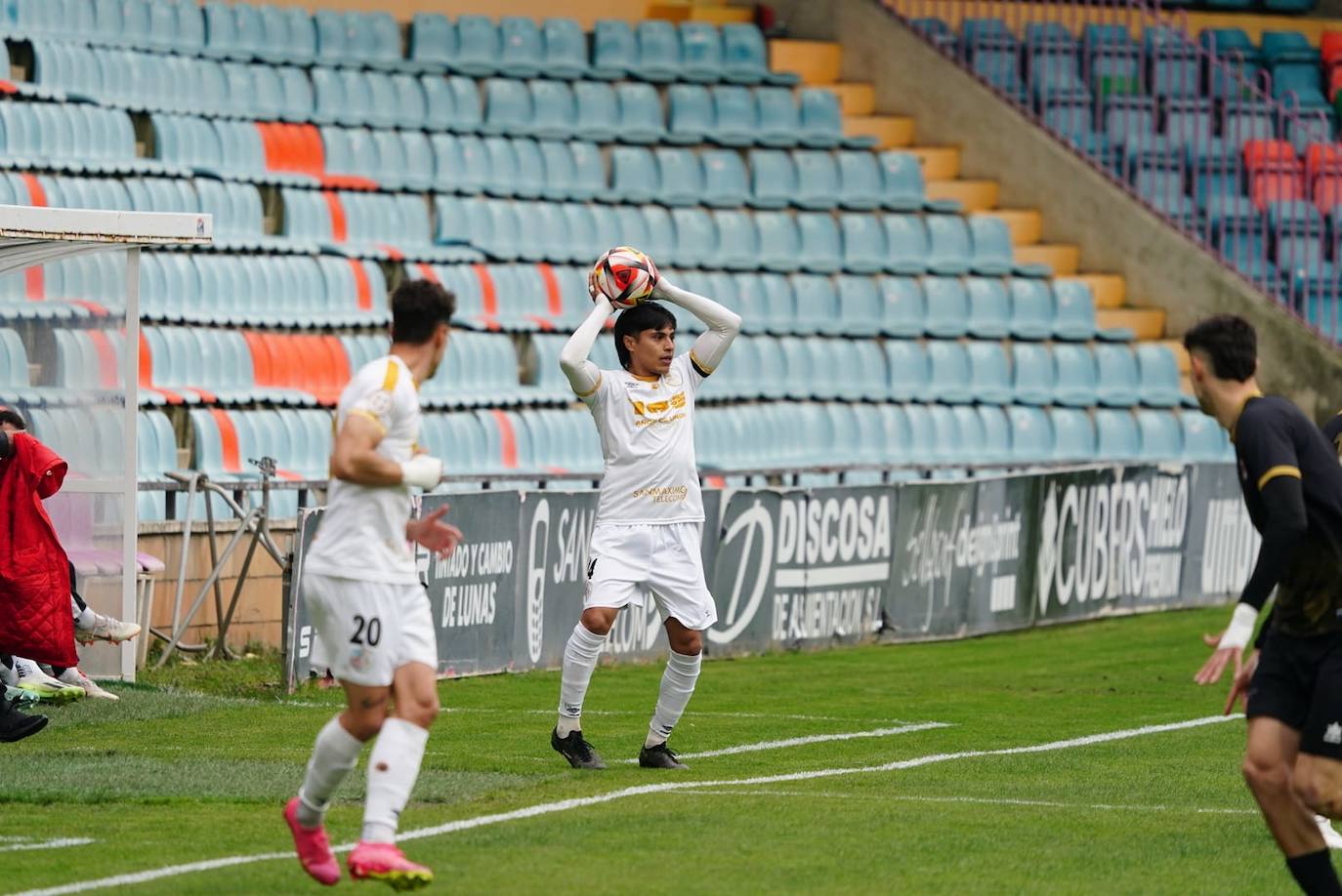 Las mejores imágenes de la victoria del Salamanca UDS frente al Atlético Bembibre