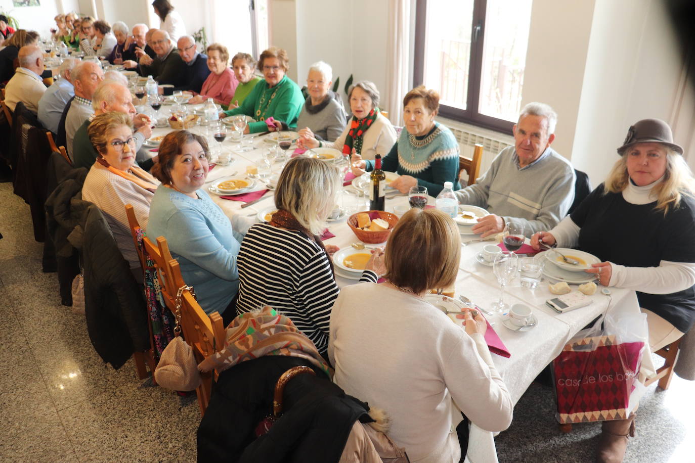 Multitudinario encuentro para cumplir años en bisiesto