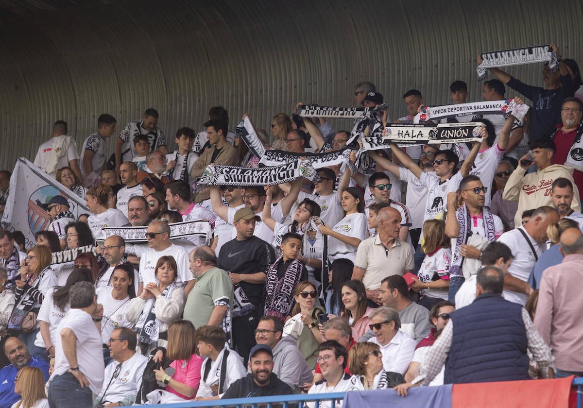 Aficionados del Salamanca UDS en el Suárez la pasada campaña.