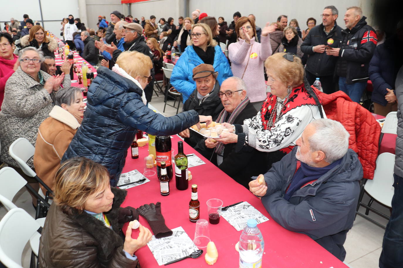 Berrocal de Salvatierra disfruta de su matanza contra viento y marea