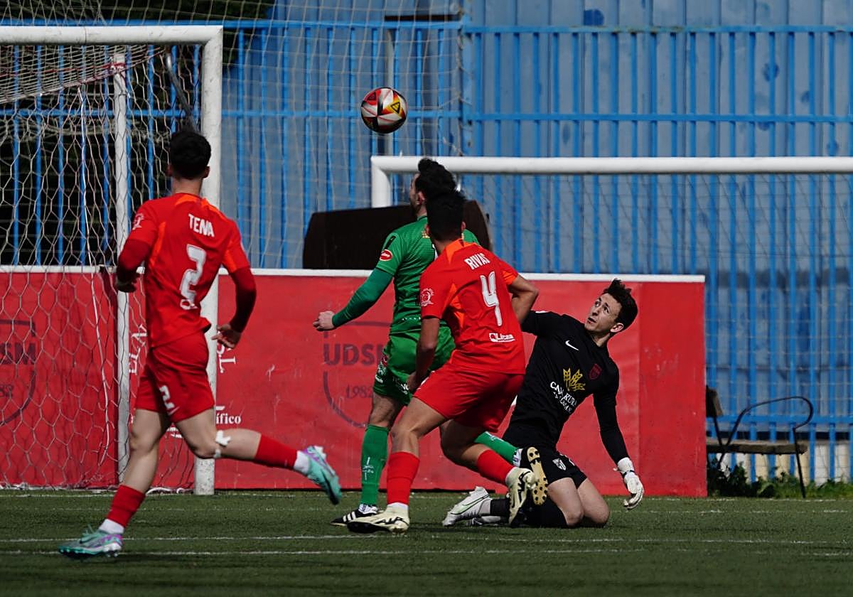 El Santa Marta no pudo con el Atlético Astorga.