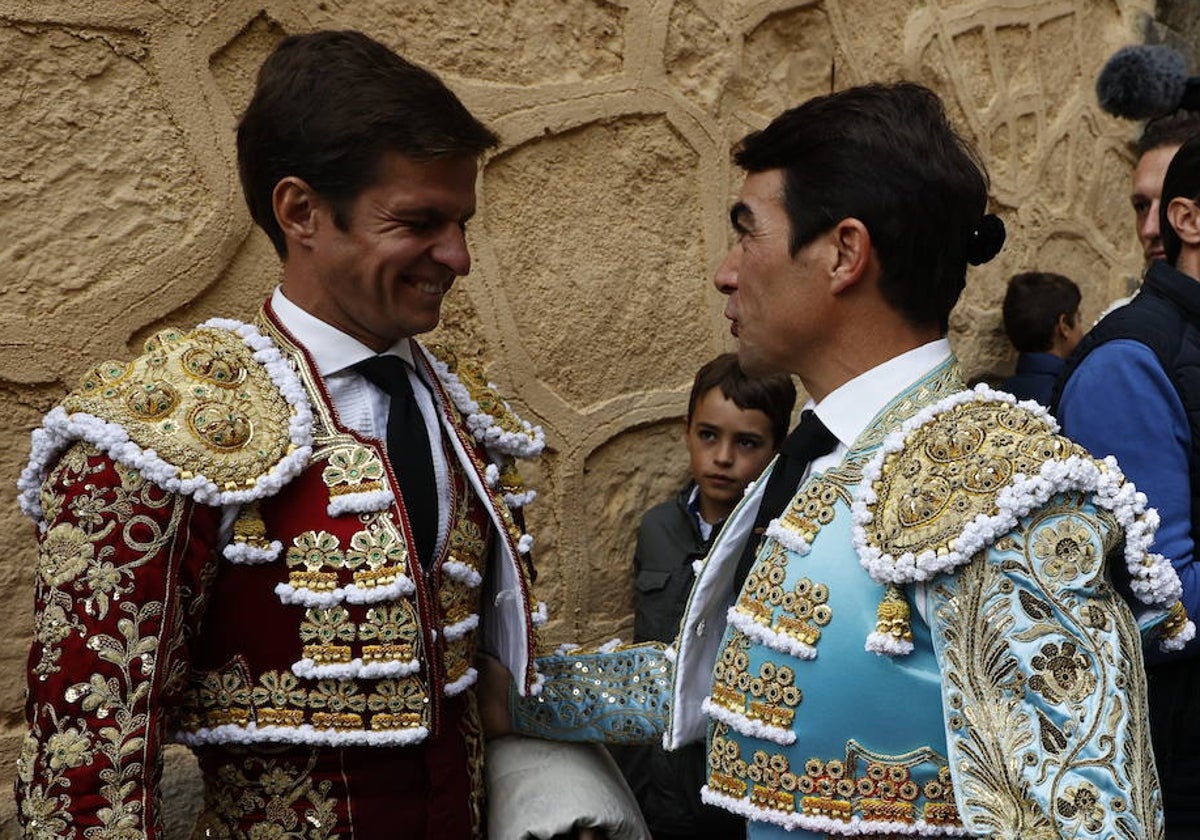 El Juli y López Chaves, en el patio de cuadrillas de La Glorieta.