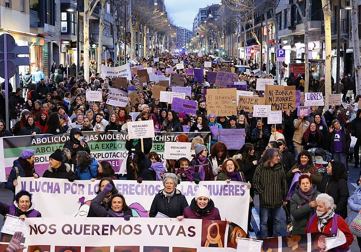 2.000 personas reivindican el Día Internacional de la Mujer en Salamanca