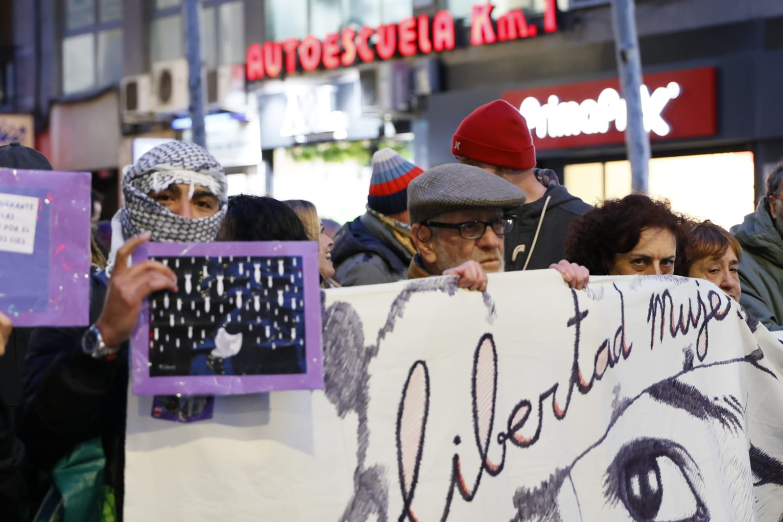 2.000 personas reivindican el Día Internacional de la Mujer en Salamanca