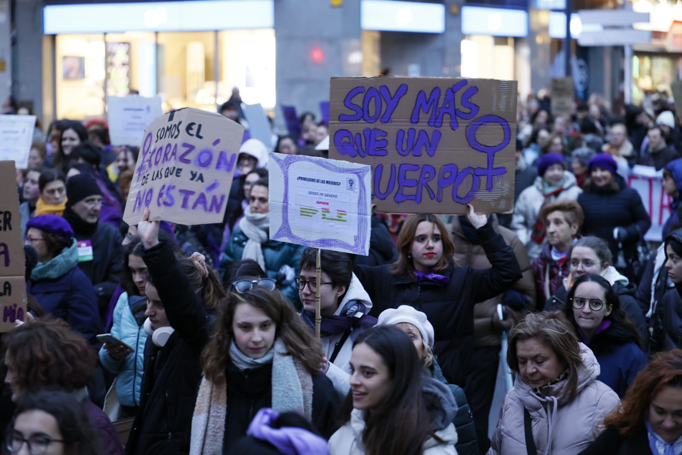 2.000 personas reivindican el Día Internacional de la Mujer en Salamanca